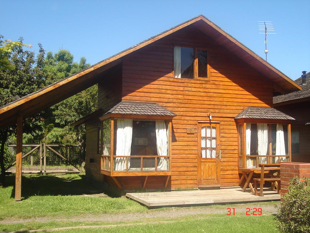 Вілла Cabanas Quinolafquen Пукон Екстер'єр фото